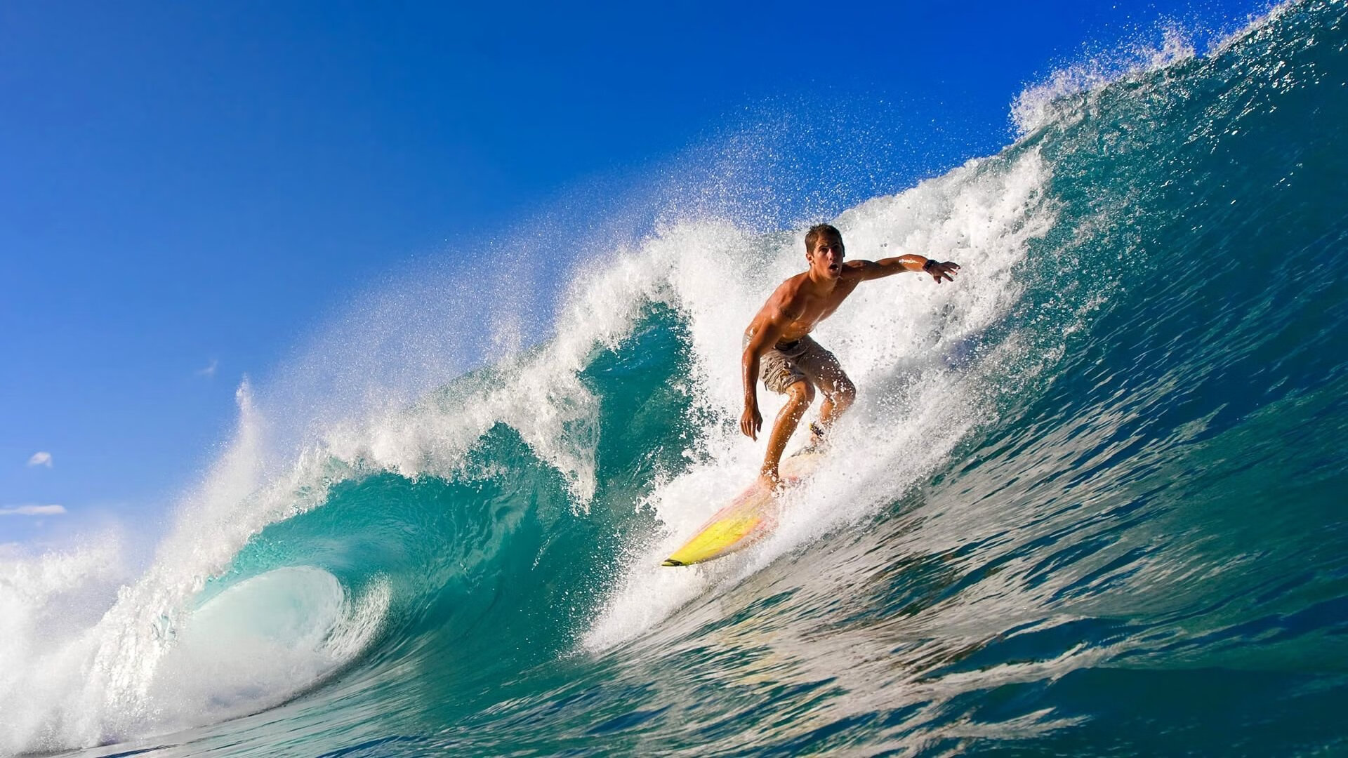 ac米兰球队官网-世界青少年水上冲浪比赛在青岛激烈开赛,水上冲浪项目